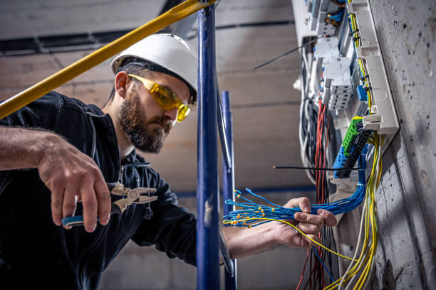 Best Emergency Electrical Repair  in Hollins, VA